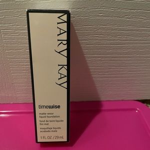Mary Kay Foundation Beige 1